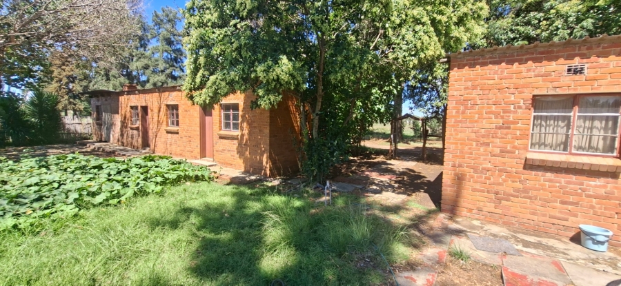 4 Bedroom Property for Sale in Roodewal Free State